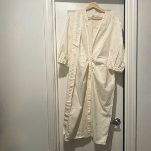 Zara, gently used Size Large. Off white color.